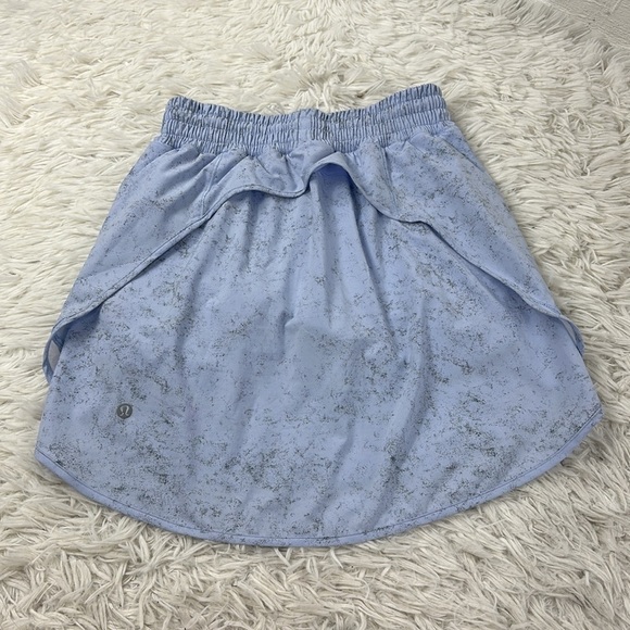 Lululemon Hotty Hot High-Rise Skirt *Long Gravel Dust Pastel Blue Multi - Picture 5 of 6